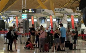 Nuevo récord histórico en los aeropuertos españoles: 230 M de pasajeros