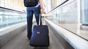 Libres por el aeropuerto, paz en El Prat, Uber a Bolsa, huelga diferida…