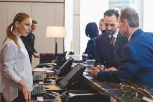 Overbooking: los hoteles ya pueden copiar a las aerolíneas
