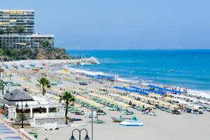 Los destinos de sol y playa exigen redefinir el municipio turístico