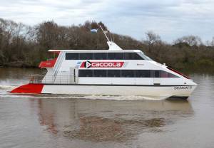 Cerró Cacciola, un golpe al transporte fluvial entre Argentina y Uruguay