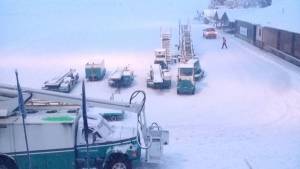 Fuertes nevadas cancelan vuelos en Bariloche
