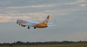 Flybondi volará entre Buenos Aires y Florianópolis desde diciembre