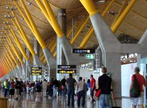 Los aeropuertos españoles adelantan la media europea en cifra de pasajeros