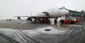 Aeropuertos y aerolíneas, preparados para las nevadas