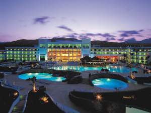 Hesperia y AMResorts abren en Lanzarote el segundo Secrets en Europa