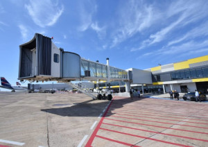 Foz de Iguazú se prepara para recibir vuelos de larga distancia