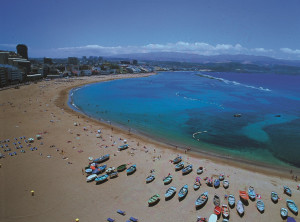 Entre 80.000 y 90.000 turistas siguen en Canarias pese al estado de alarma