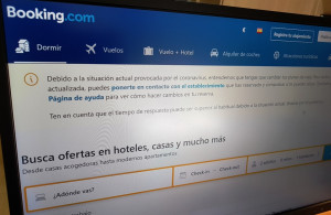 Booking justifica la cancelación sin gastos en la crisis del coronavirus