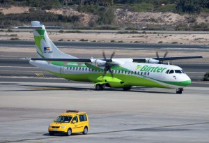 Binter suspende sus vuelos con cuatro aeropuertos canarios