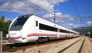En marcha los trenes playeros de Renfe