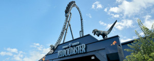 Así será la nueva montaña rusa de Jurassic World en Orlando