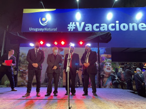 Argentina no abrirá fronteras con Uruguay hasta diciembre