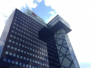El hotel Riu Plaza Berlín sale a la venta