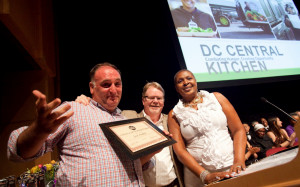 El chef José Andrés abrirá restaurante en el antiguo hotel Trump