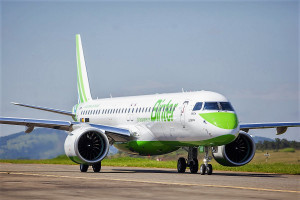 Binter aprovecha los recortes de Ryanair en Canarias y volará a Sevilla