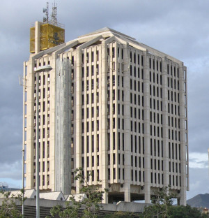 El edificio de Correos de Málaga, más cerca de convertirse en hotel de lujo