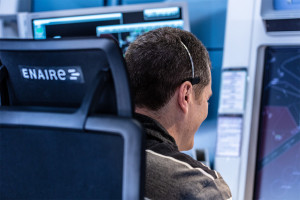 La remontada de los vuelos internacionales aúpa los datos de tráfico aéreo