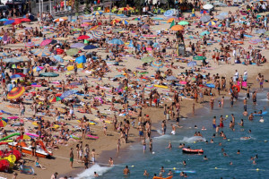 Así crecen las llegadas de turistas a España en 2024