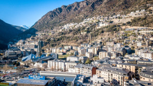 Andorra también prohíbe nuevas viviendas turísticas