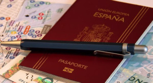 El pasaporte español entre los 3 más poderosos del mundo (6 razones)