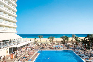 Riu Hotels defenderá el hotel Oliva Beach ante la Justicia 