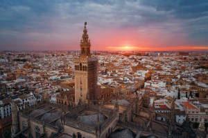 Sevilla pone coto a la vivienda turística: un máximo del 10% por barrio