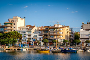 Primeras cancelaciones en Cataluña por la subida de la tasa turística