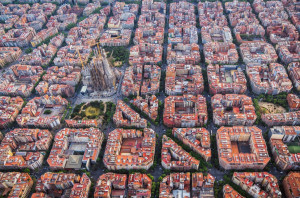 Barcelona podrá eliminar 10.000 pisos turísticos con el aval del TC