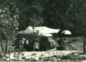 Así fue el nacimiento del camping en Cataluña hace 70 años