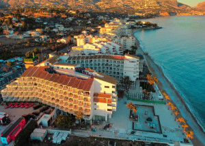 Cincuenta años del hotel emblema del turismo en Altea