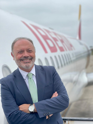Iberia nombra a Víctor Moneo nuevo director Global de Ventas