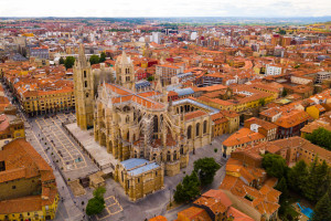 Las 25 mejores ciudades de España para visitar a pie