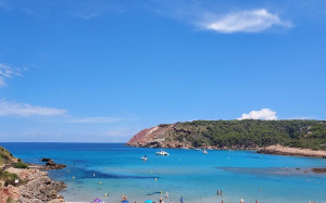 Baleares: masificación y peligro del entorno natural impactan la reputación