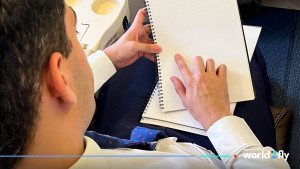World2Fly apuesta por una aviación inclusiva con información en braille 