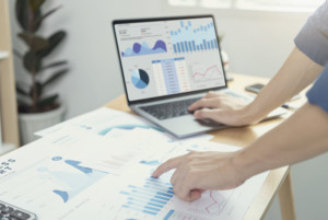 Cómo elegir un sistema de gestión financiera para hoteles