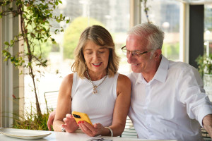 Los 'baby boomers' también se apuntan a planificar viajes con IA
