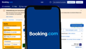 Ryanair y Booking hacen las paces con un acuerdo de colaboración