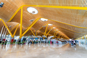 Cómo financiará Aena los 12.888 M € que invertirá en su red de aeropuertos