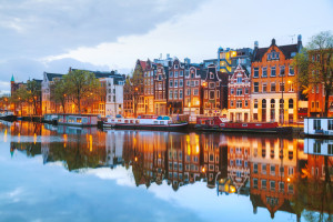 Ámsterdam a juicio: vecinos demandan al ayuntamiento por el avance del turismo masivo