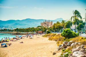 España se quedará a las puertas de los 100 millones de turistas en 2025