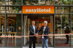 easyHotel abre su segundo hotel en Barcelona y prepara su desembarco en la Comunidad Valenciana para 2026