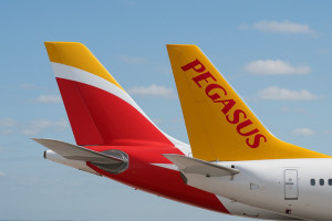 Iberia responde al acuerdo Air Europa-Turkish con una alianza con Pegasus Airlines