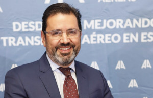 Las aerolíneas reclaman 300 M€ más al Gobierno por las subvenciones a residentes