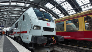 Así es el nuevo tren ICE L que Talgo ha estrenado en Alemania